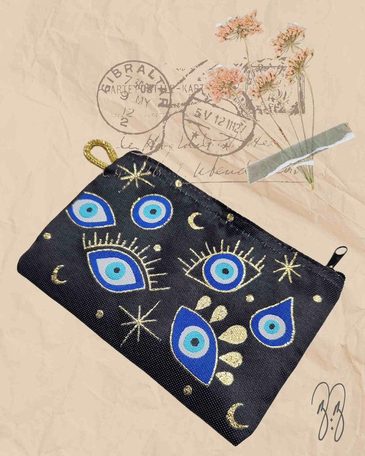 STAR EYED POUCH