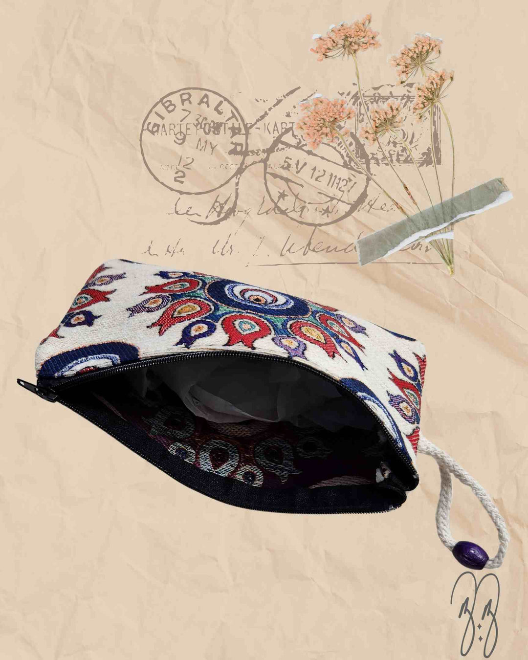 WIDE EYED CLUTCH