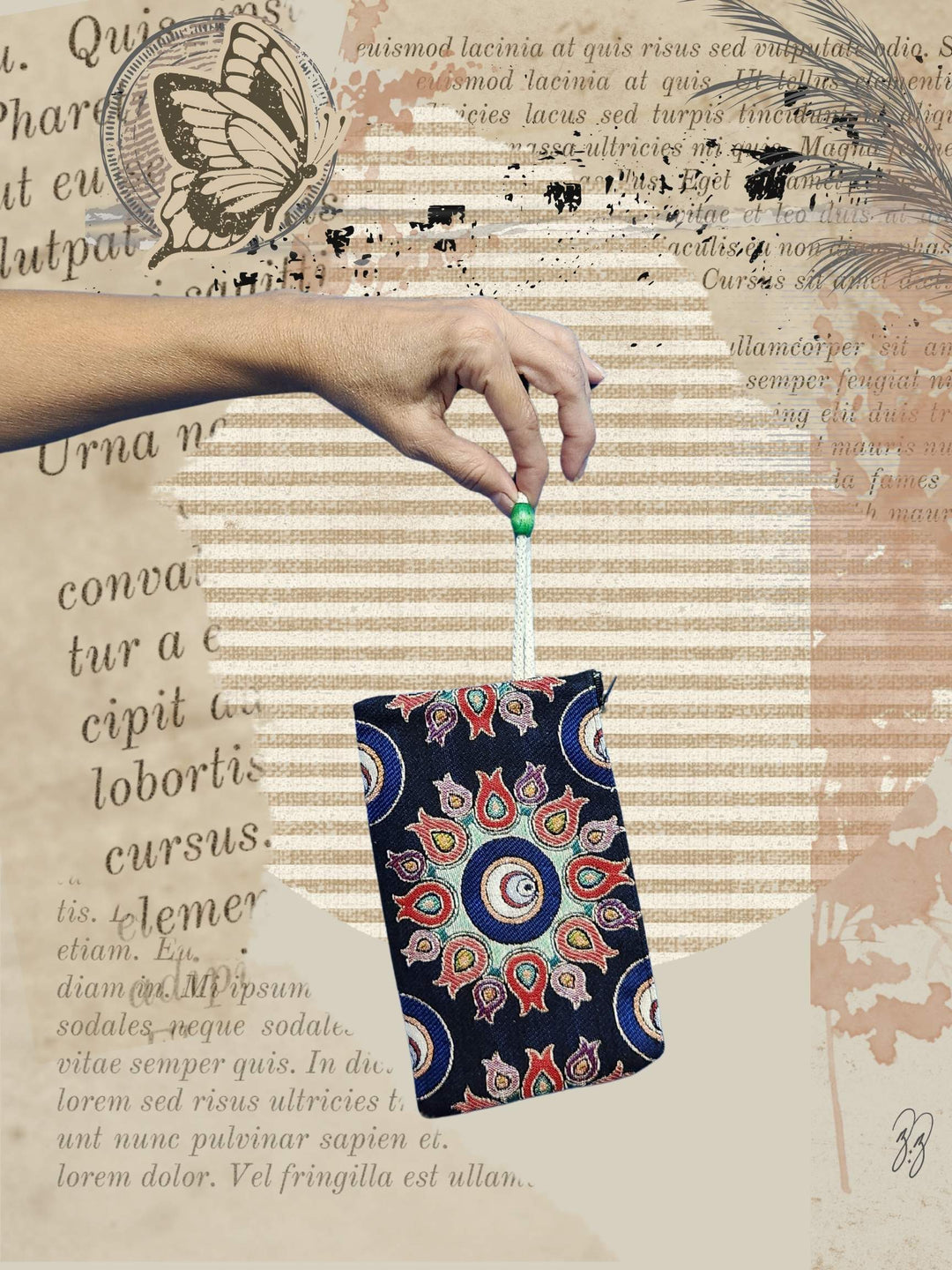 WIDE EYED CLUTCH